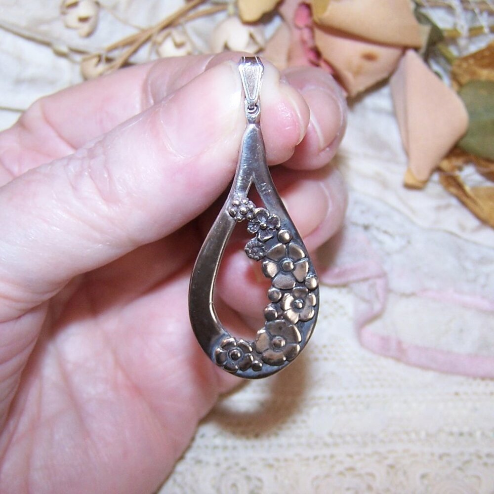 Vintage Sterling Silver Teardrop Pendant with Florals